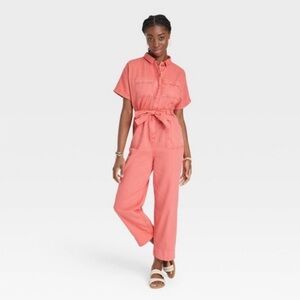 Universal Threads Coral Jumpsuit Size 8